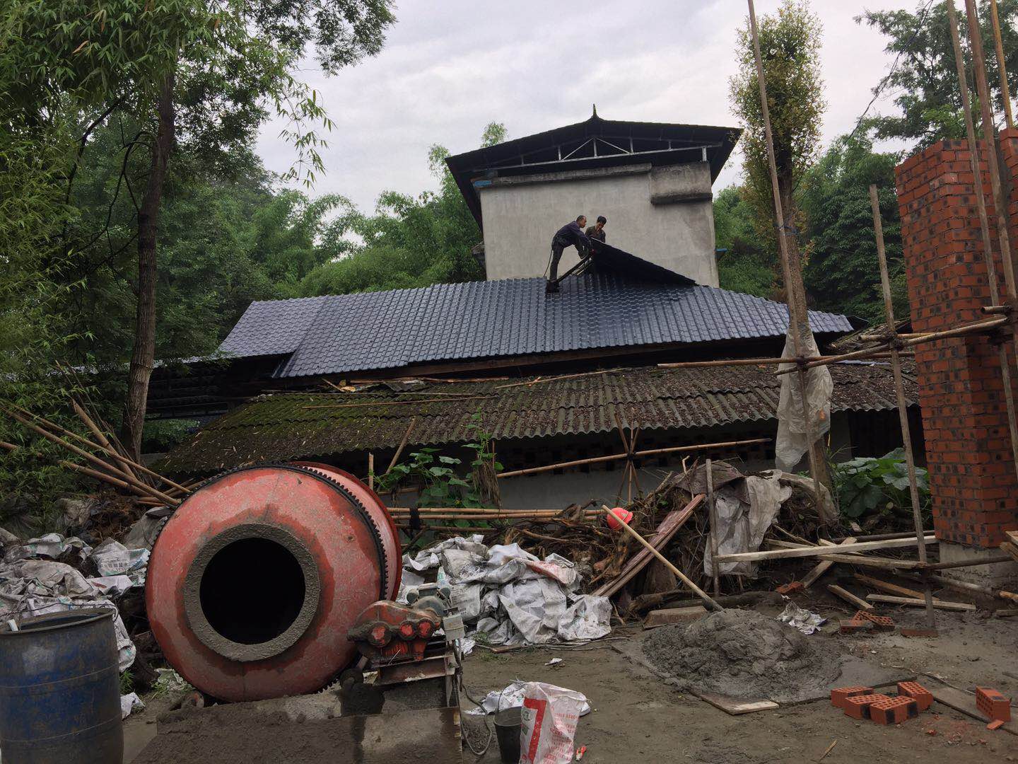 合成樹脂瓦 合成樹脂瓦