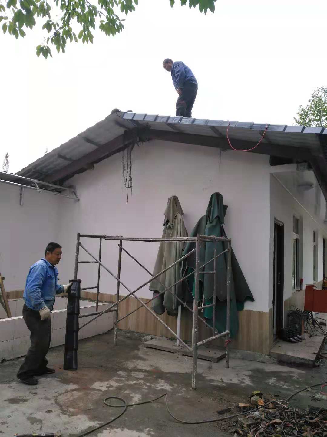 山西農(nóng)村的瓦房使用合成樹脂瓦好么?